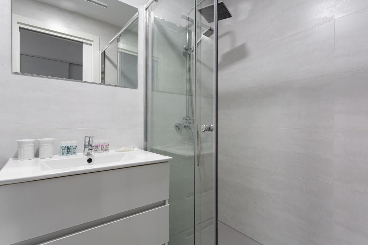 1 Bedroom 1 Bathroom Furnished - Av De America - Studio - Mintystay Madrid Eksteriør billede